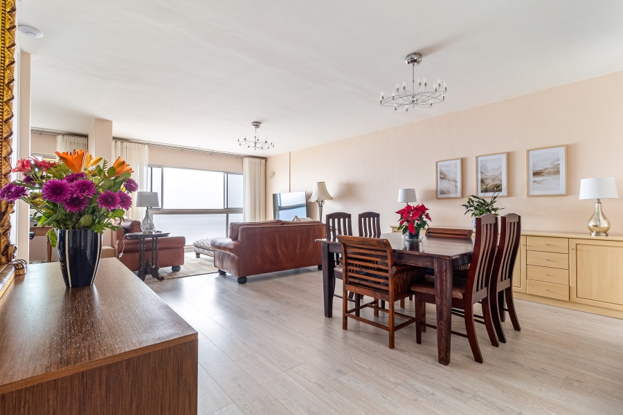 2 Bedroom Property for Sale in Sea Point Western Cape